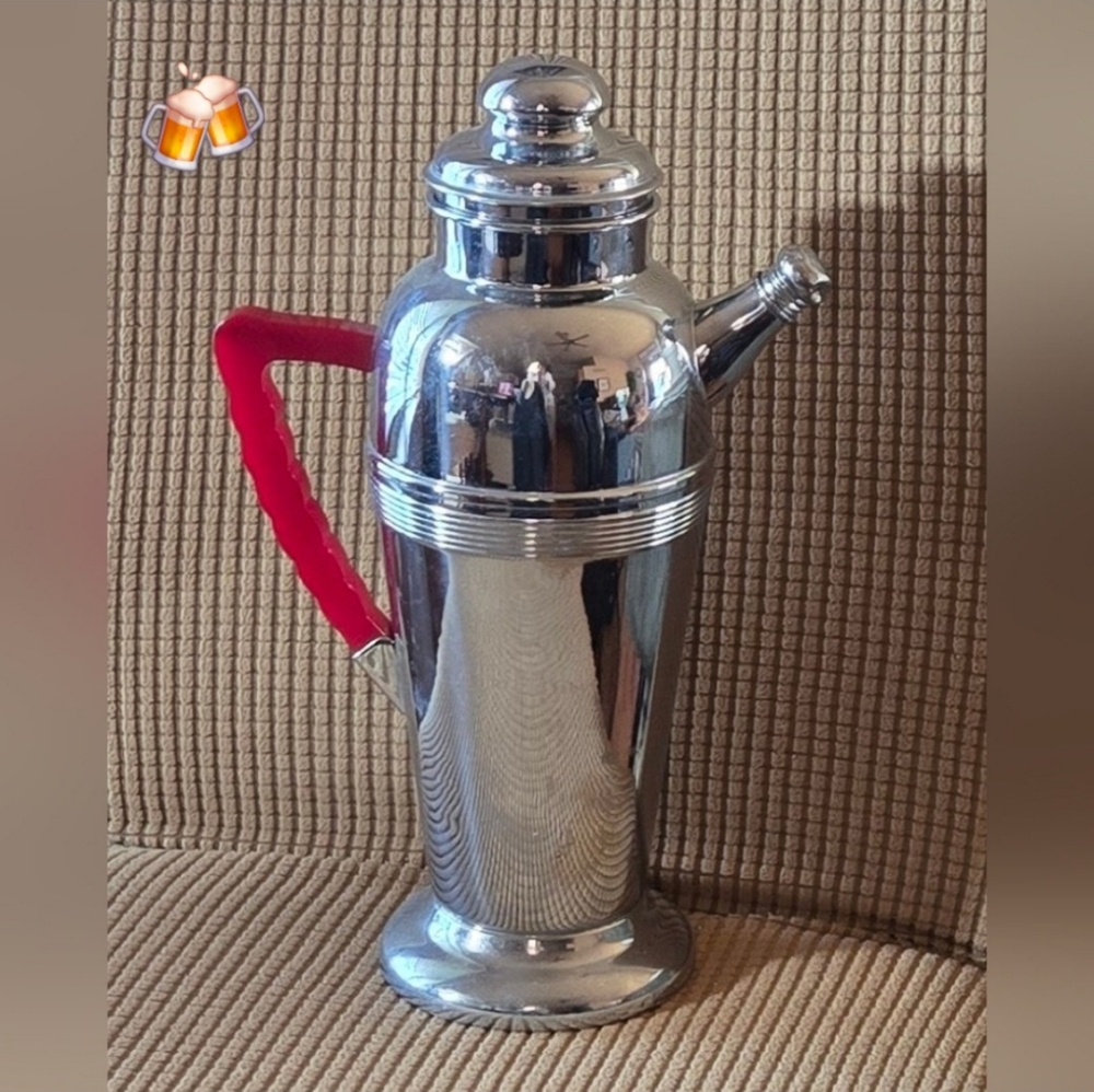 Vtg. Art Deco Keyston Ware Chrome Cocktail Pitcher Lidded w/Bakelite Red Handle